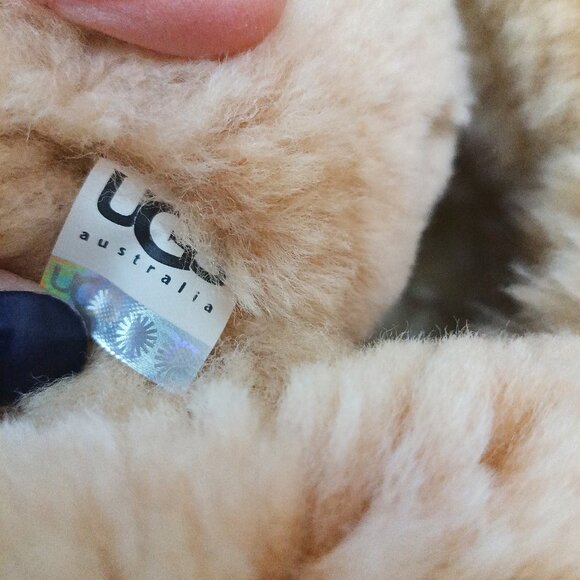 UGG Women's Brown Singature Suede Sheepskin Winter Boots Size 8 - Picture 6 of 8